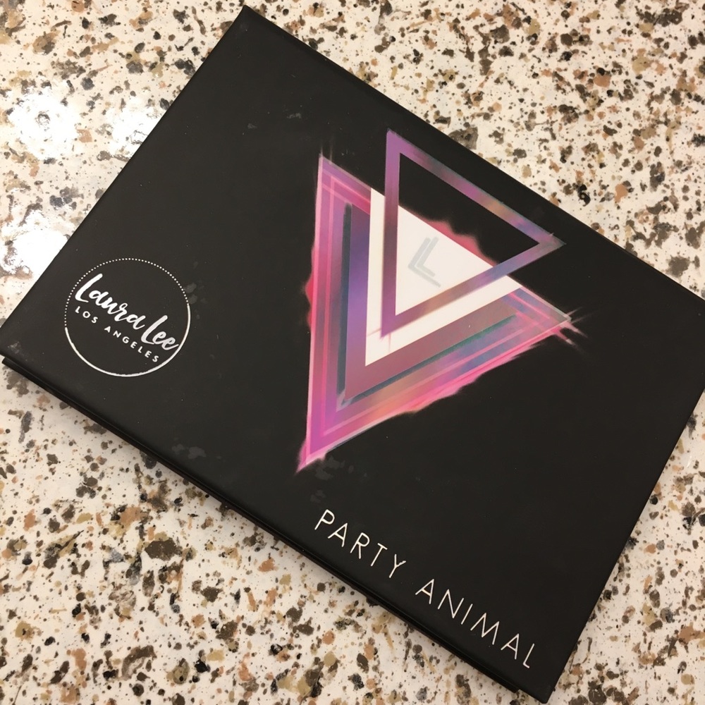 Laura Lee - Party Animal eyeshadow Palette